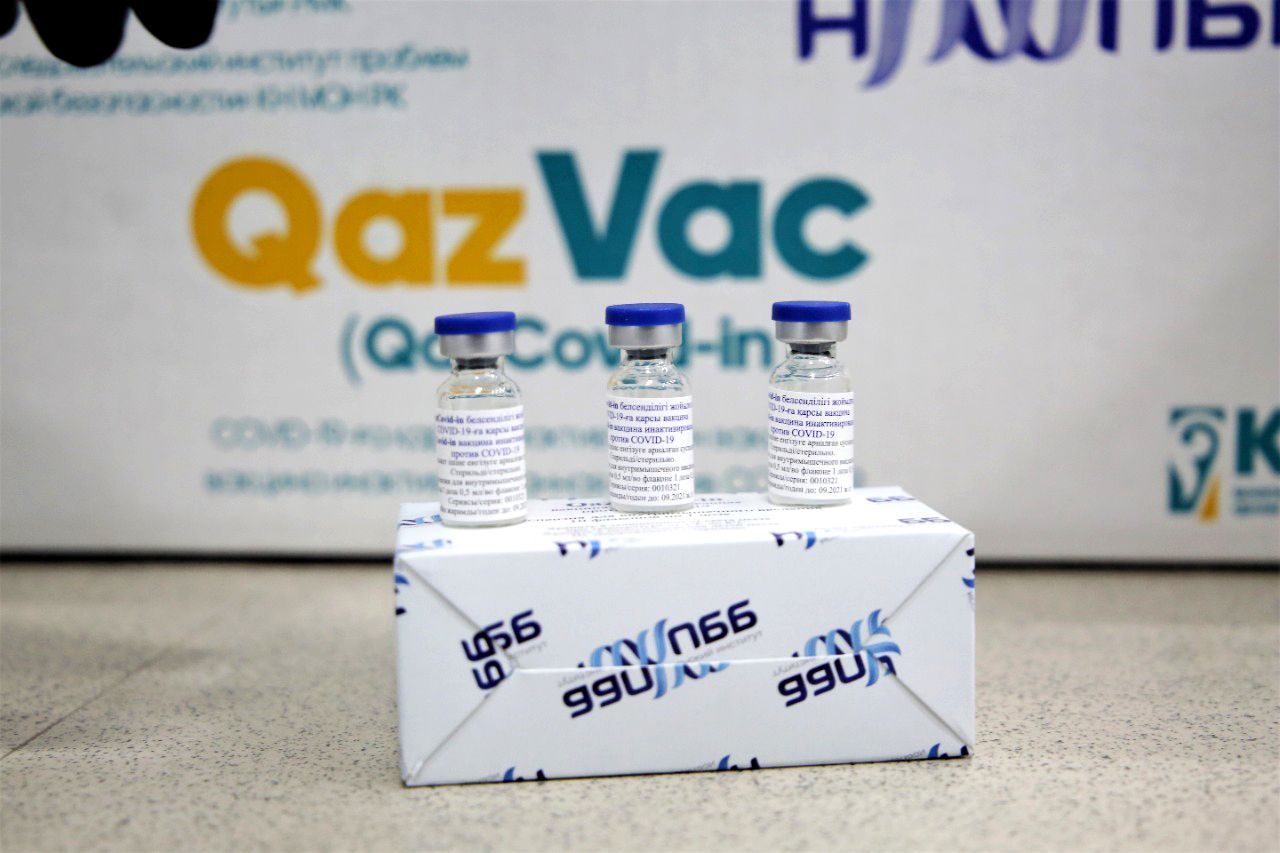 QazVac 300 мыңнан астам азаматты вакцинациялады