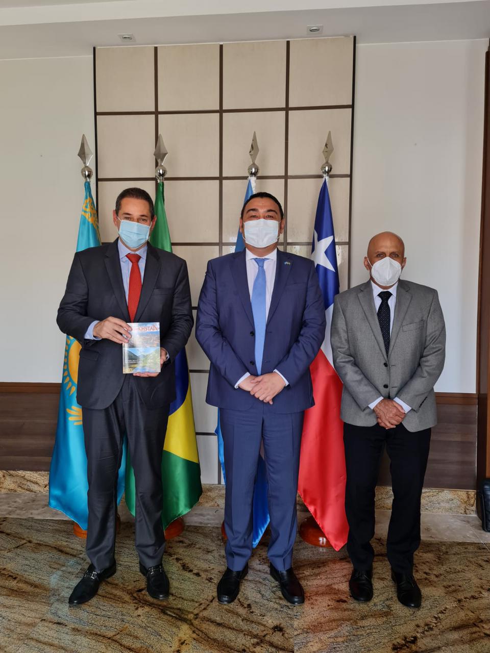 O Embaixador do Cazaquistão Bolat Nussupov teve reunião com o Secretário de Desenvolvimento Econômico do Governo da Bahia.
