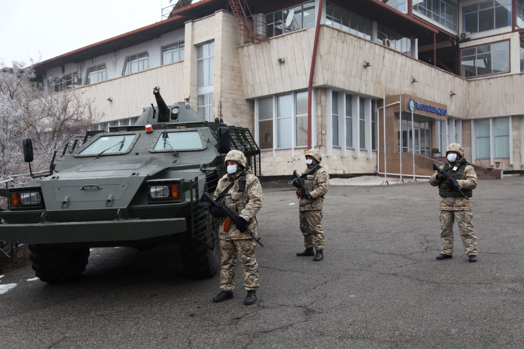 Пограничники не допустили захвата  стратегически значимых объектов г. Алматы