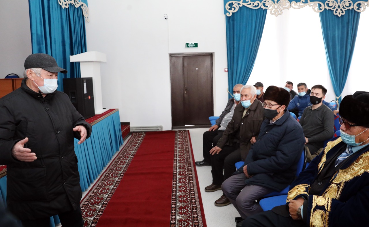 Облыс әкімі ауылдықтардың өтінішіне құлақ асты