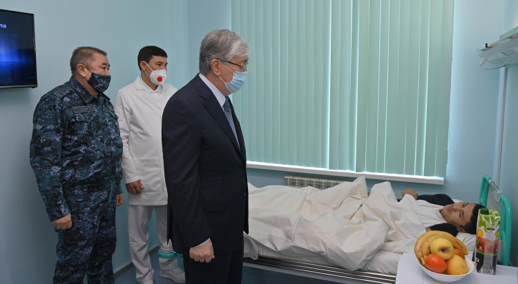 Президент Касым-Жомарт Токаев посетил больницу скорой неотложной помощи г. Алматы