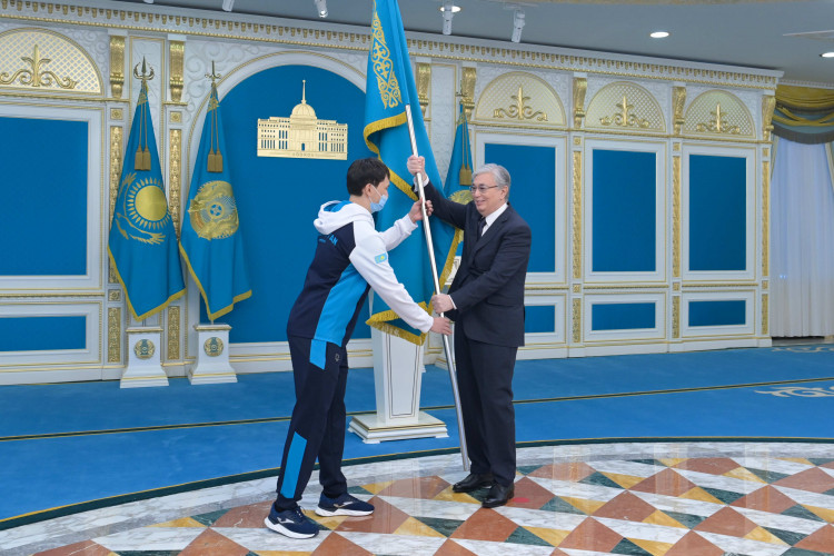 Касым-Жомарт Токаев провел встречу с членами национальных Олимпийской и Паралимпийской сборных Казахстана