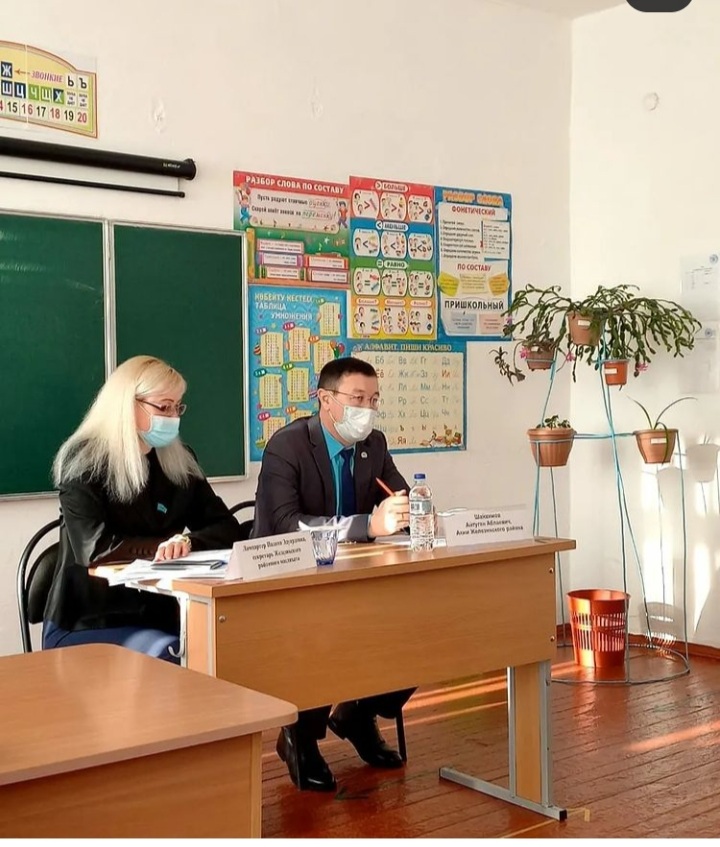 Аким района А.Шайхимов совместно с  секретарем районного маслихата  встретились с жителями сел Михайловка, Мынкуль и Красновка.