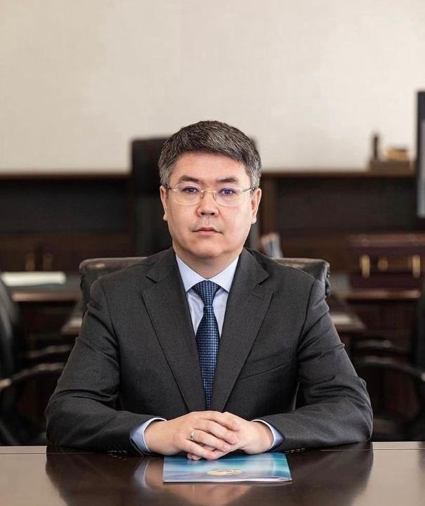Атырау облысының әкімі Серік Шәпкеновтің Атырау қаласы Күнімен құттықтауы
