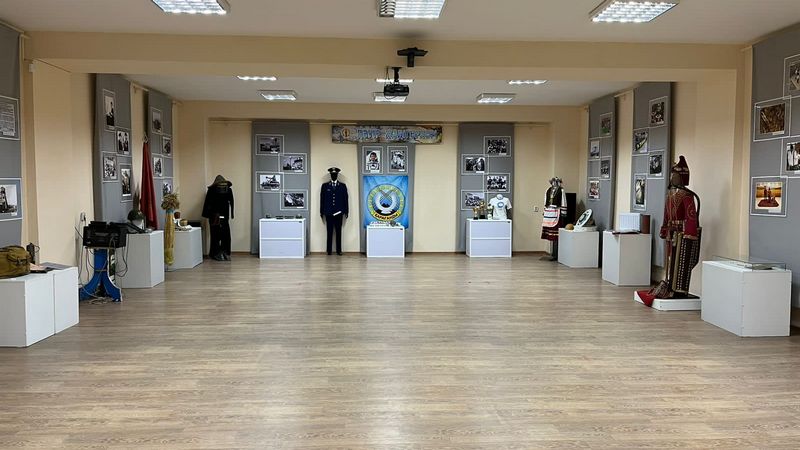 Аузында камминг жасайтын порно жұлдыздардың суреттері