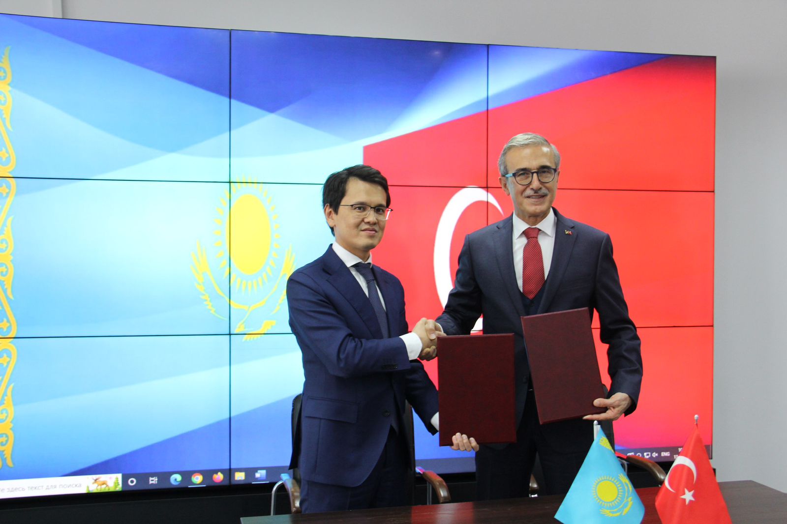 Между Казахстаном и Турцией заключен меморандум по развитию аэрокосмической промышленности