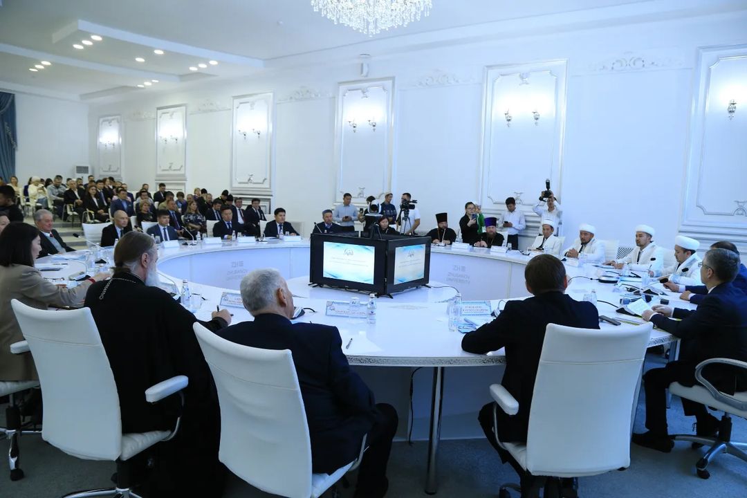 «Конфессияаралық келісімнің Қазақстандық моделі» тақырыбындағы дөңгелек үстел