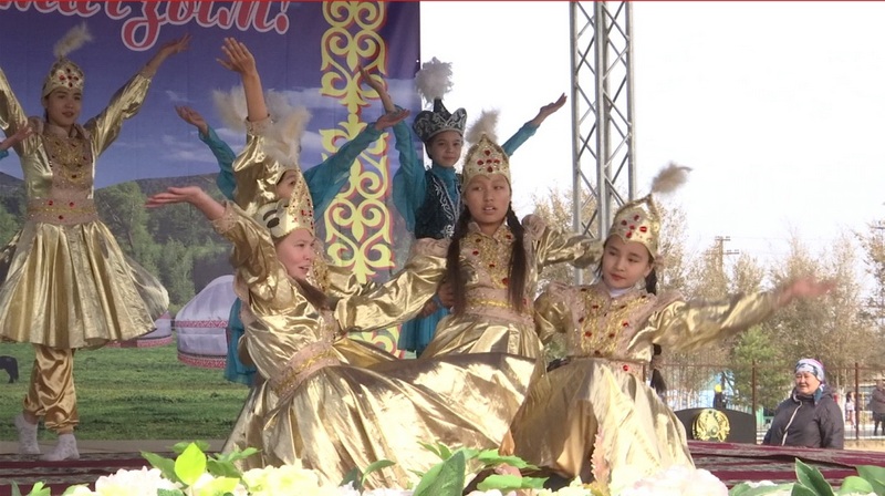 Жалаңаш парашютшілер Жалаңаш парашютшілер