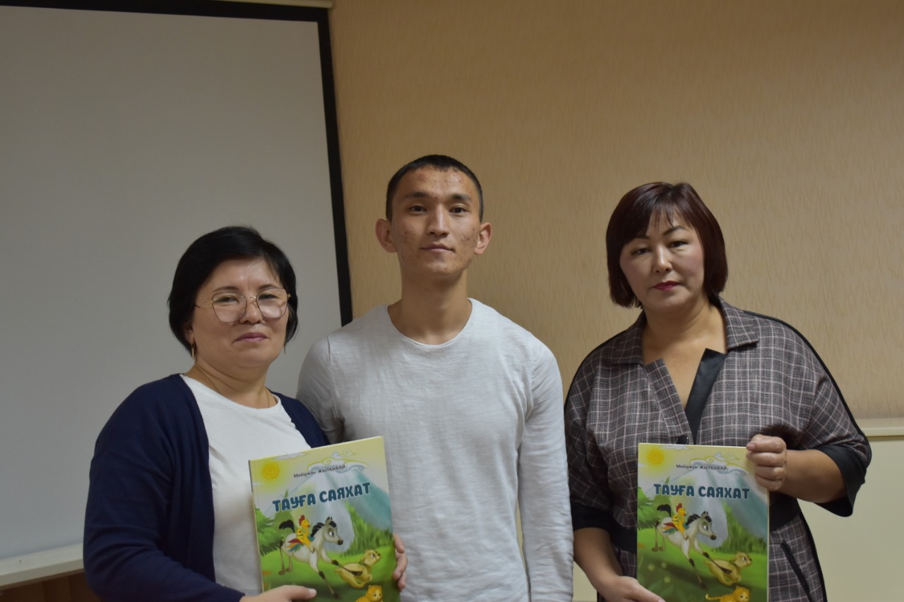 Нағыз үйдегі порно Кездесіп, желідегі видео