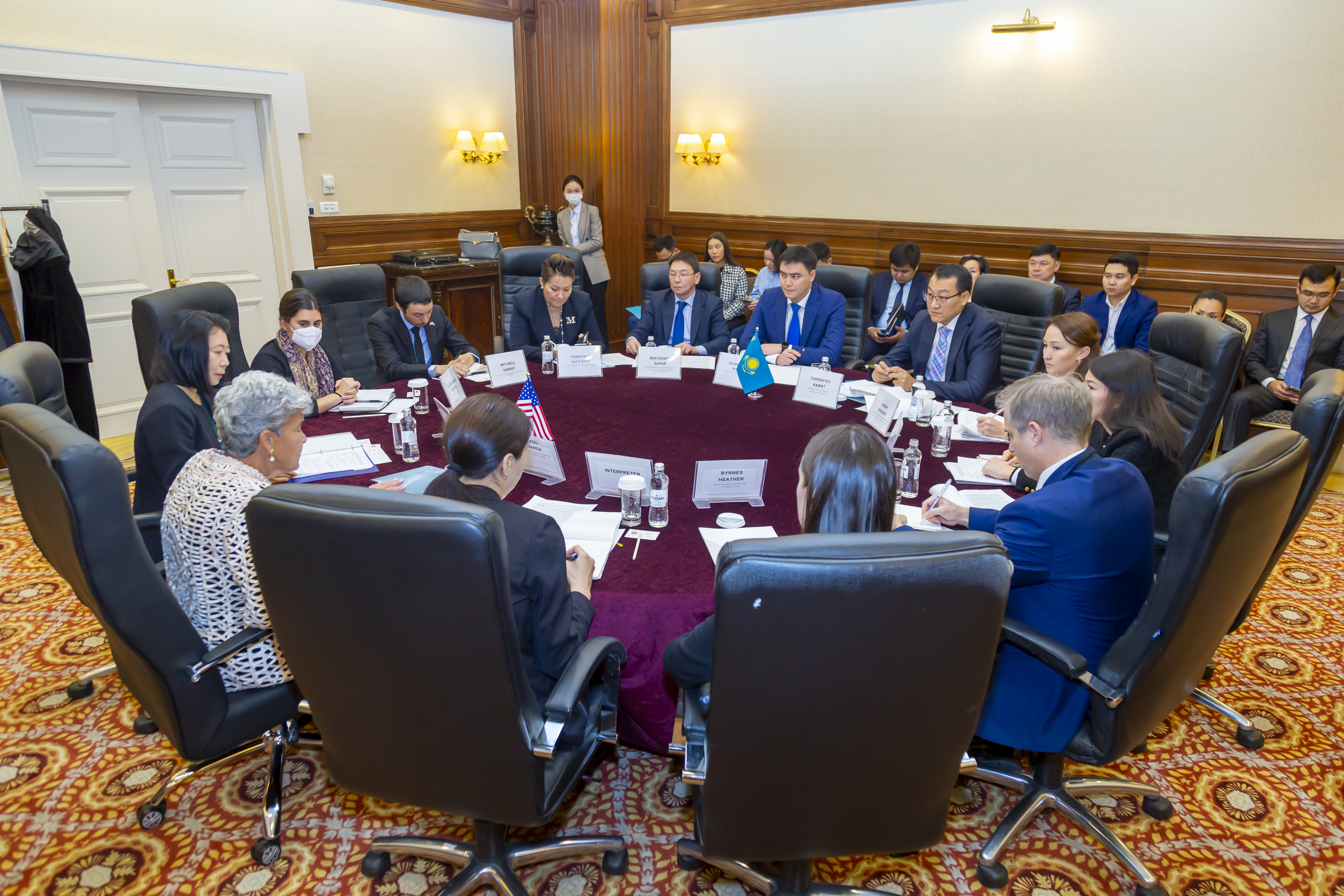 Казахстан и США обсудили текущую ситуацию во взаимной торговле