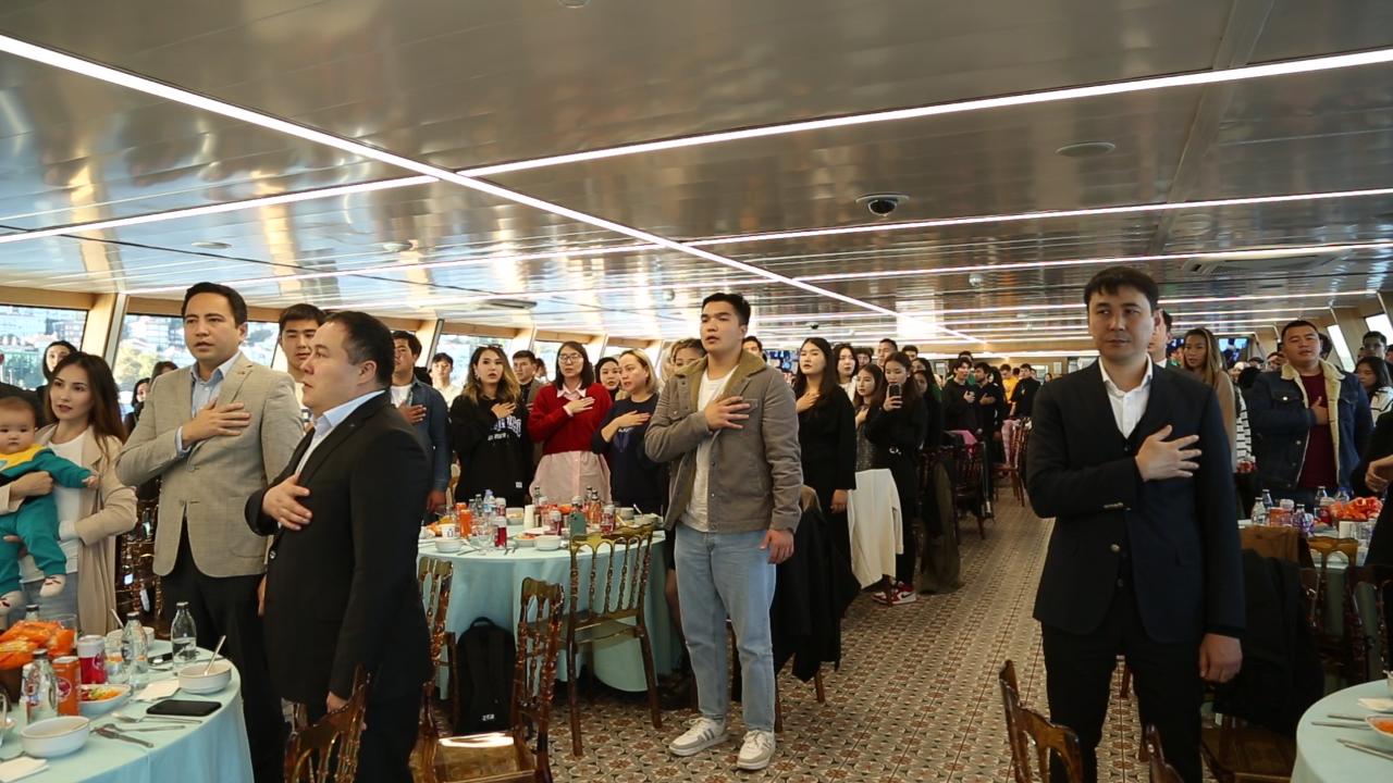 День Республики необычно отметили в Стамбуле День Республики необычно отметили в Стамбуле