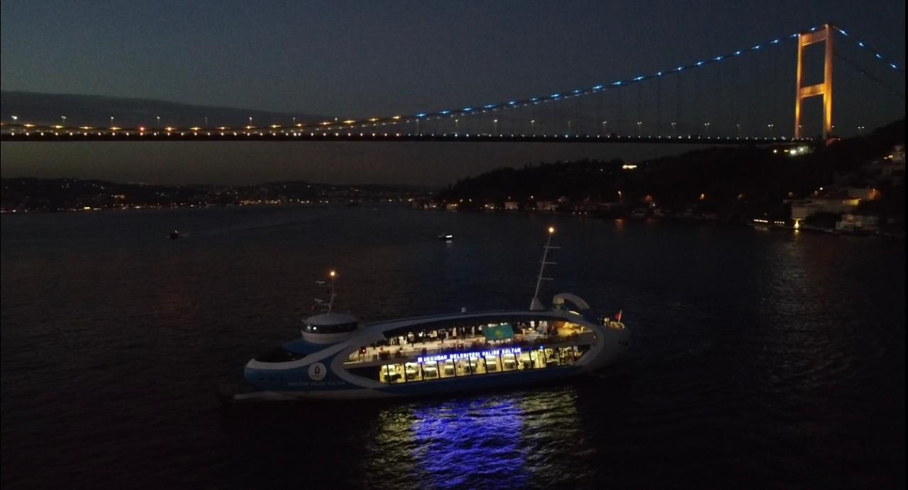 День Республики необычно отметили в Стамбуле День Республики необычно отметили в Стамбуле