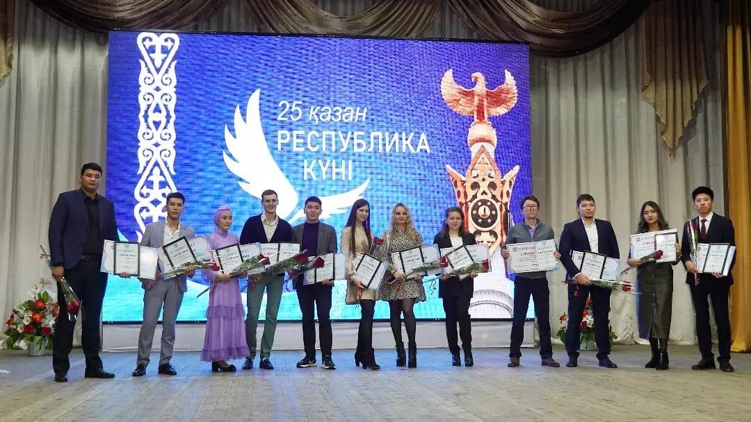 «Растущие» стулья, автоковрики и тойбастар будут выпускать в Шахтинске