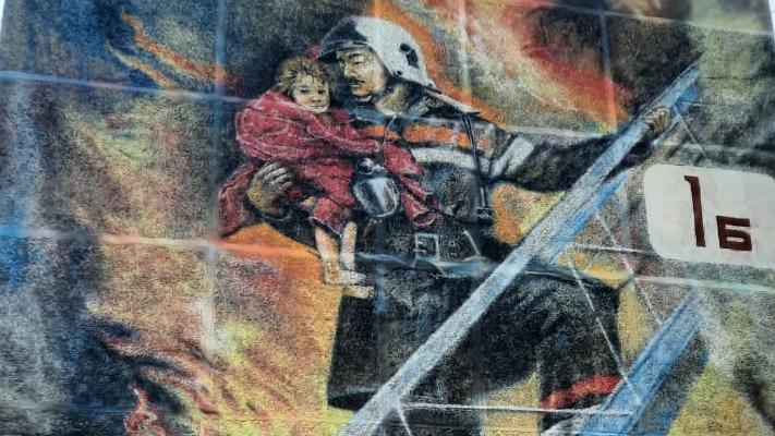 Толық метражды ретро порно фильмдер Әйелдер түрмесіндегі медициналық тексерудің порно видеосы