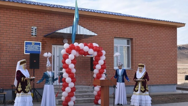 Жыныстық позициялардың ақ-қара фотосуреттері