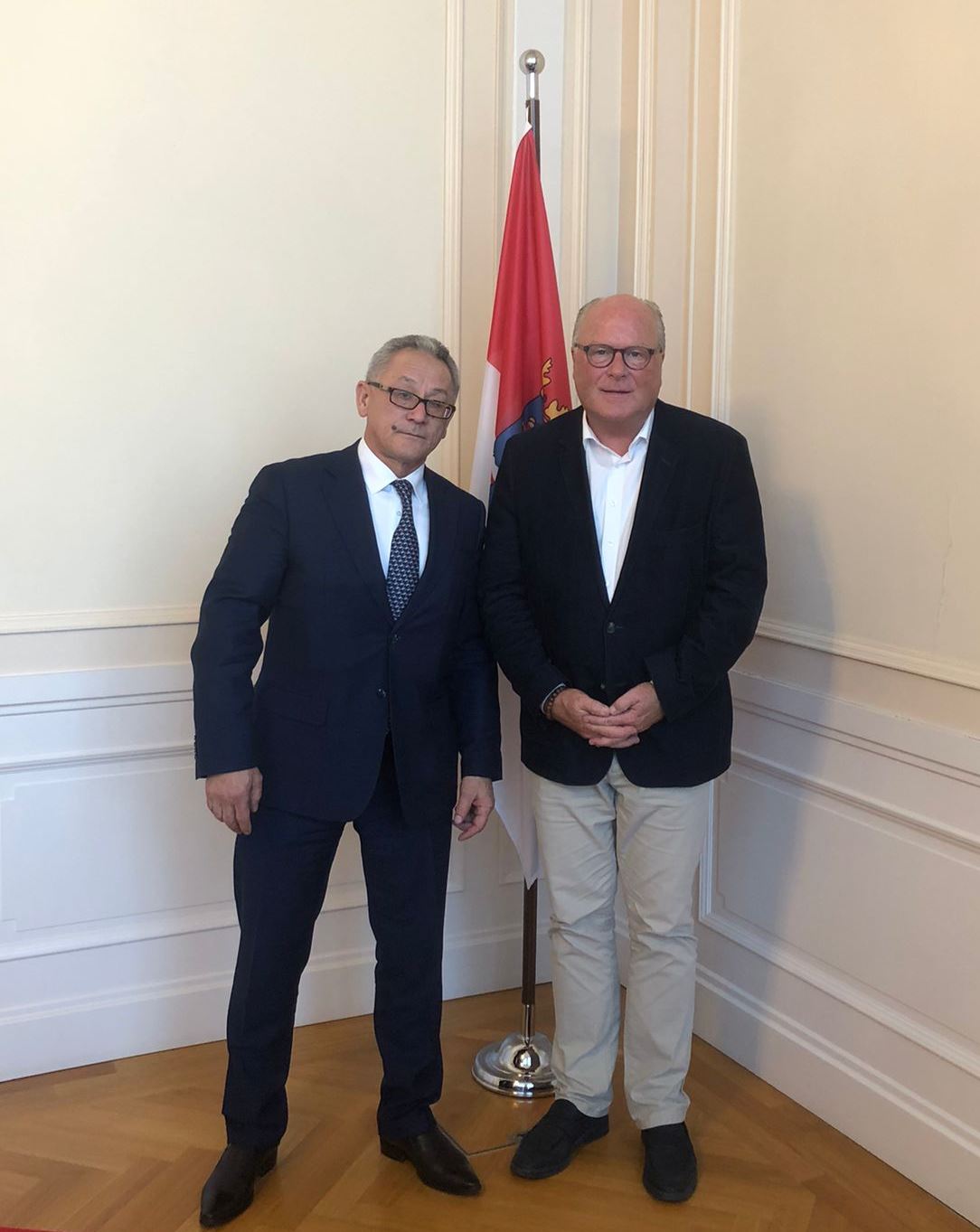 The Consul General of the Republic of Kazakhstan in Frankfurt am Main Mr. Taubaldy Umbetbaev met with the Chief of Protocol of the Hessian State Chancellery Mr. Dieter Beine