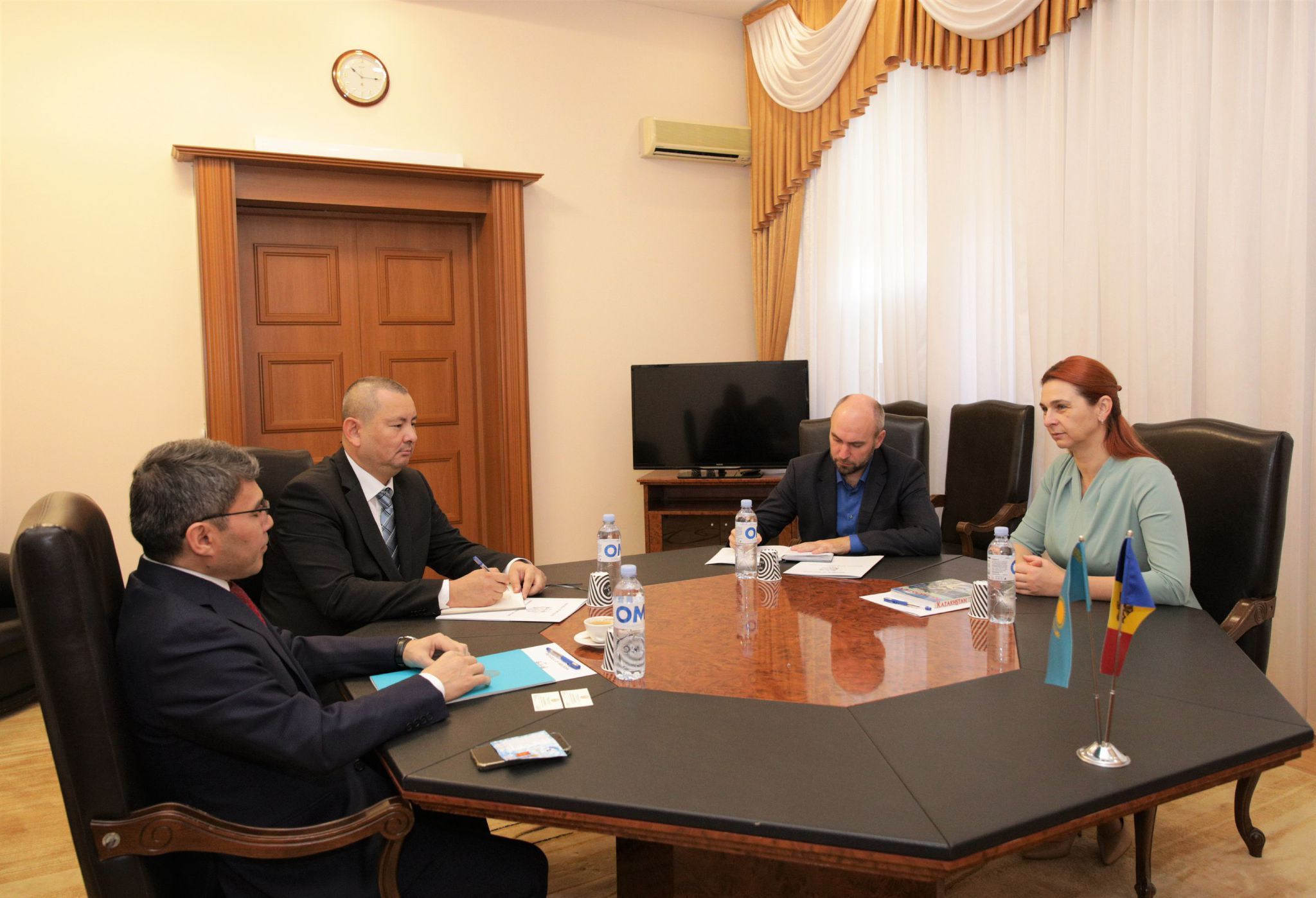 Қазақстанның Молдовадағы Елшісі Молдованың Ішкі істер министрімен кездесті