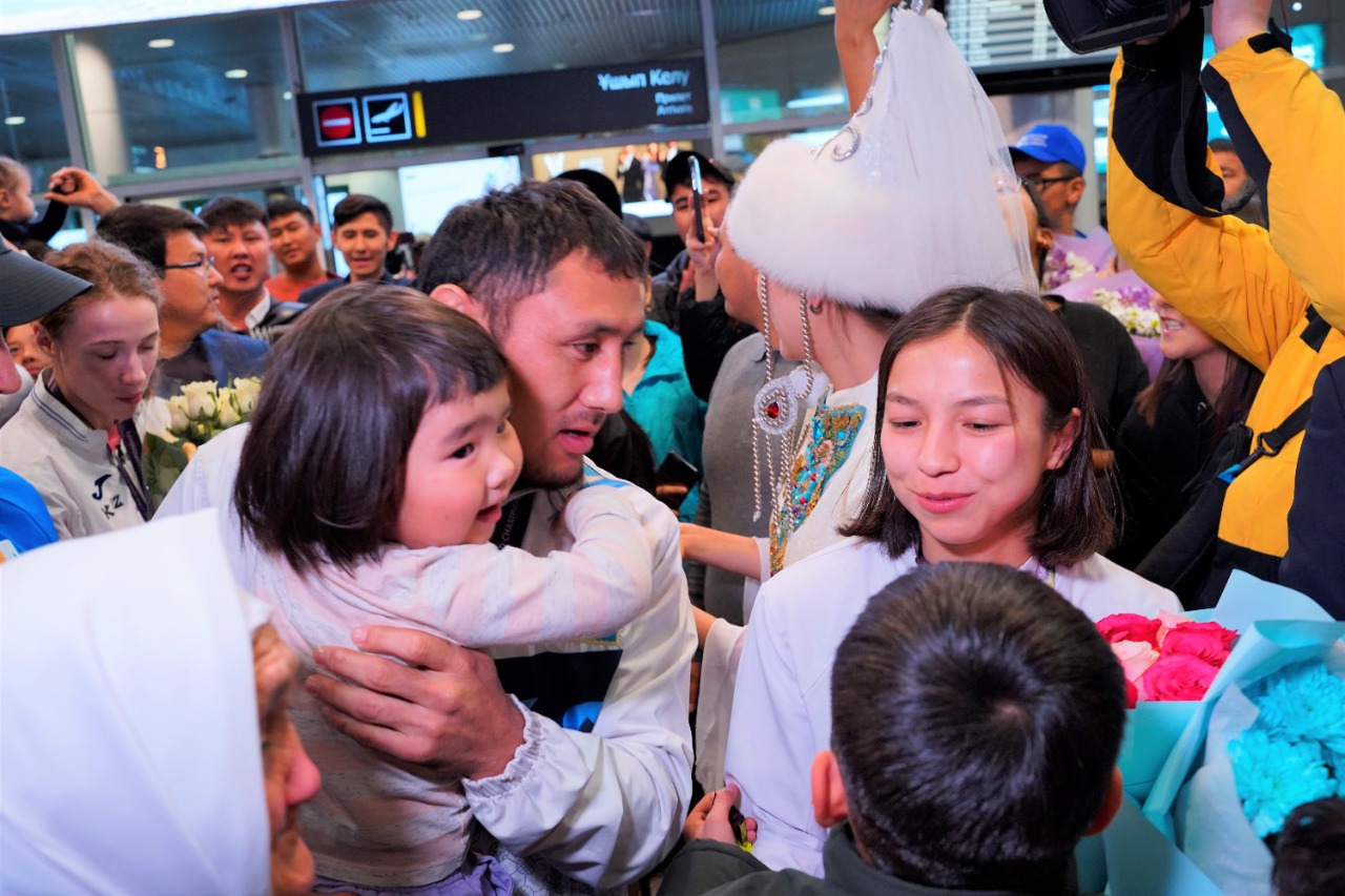 Астанчане встретили звезд чемпионата мира по пара дзюдо в аэропорту