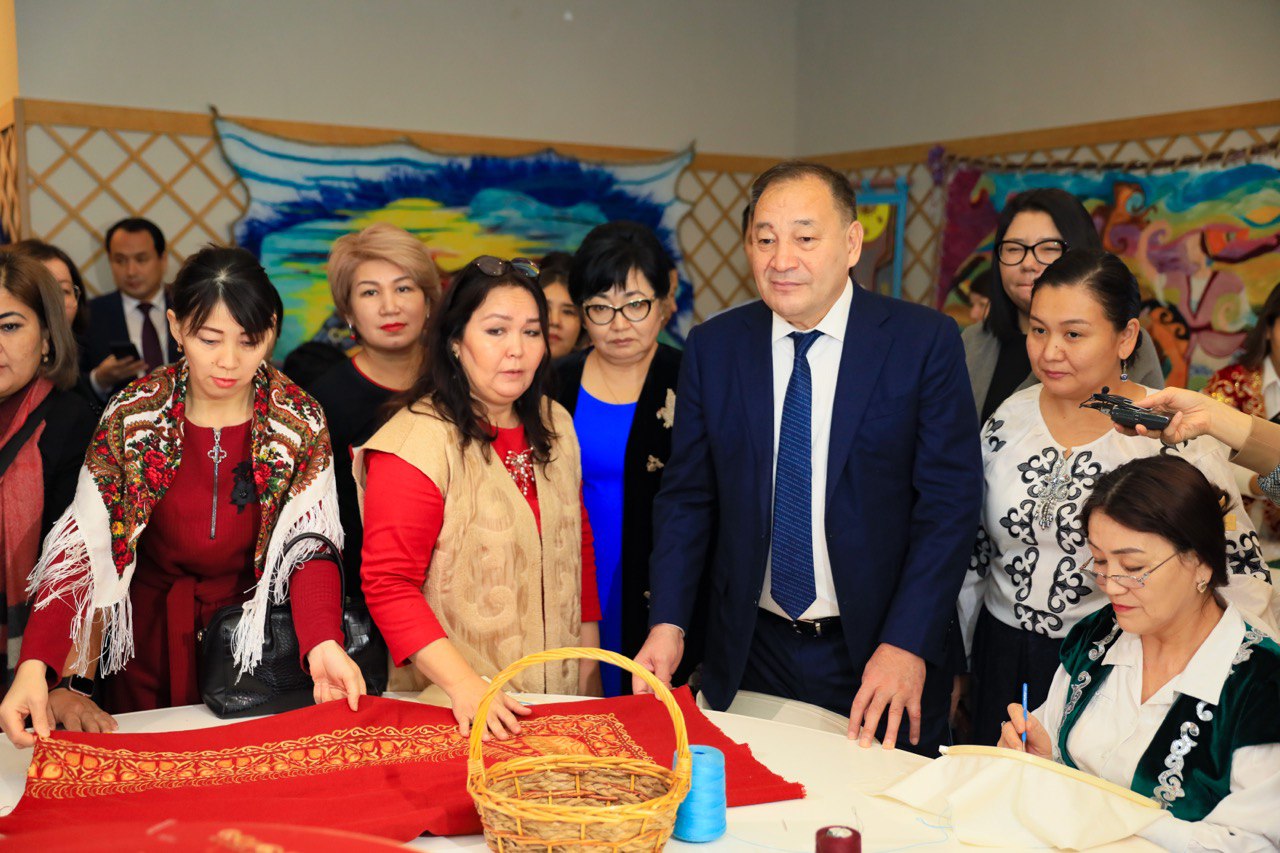 Ерлерді феминизациялаудың эротикалық фотосуреттері