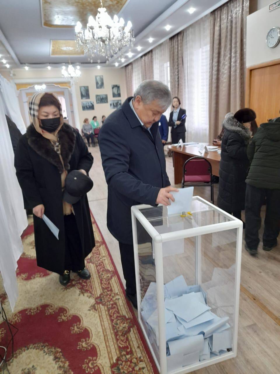 Нейлондағы жетілген әйелдердің фотосуреттері Ең қымбат порно