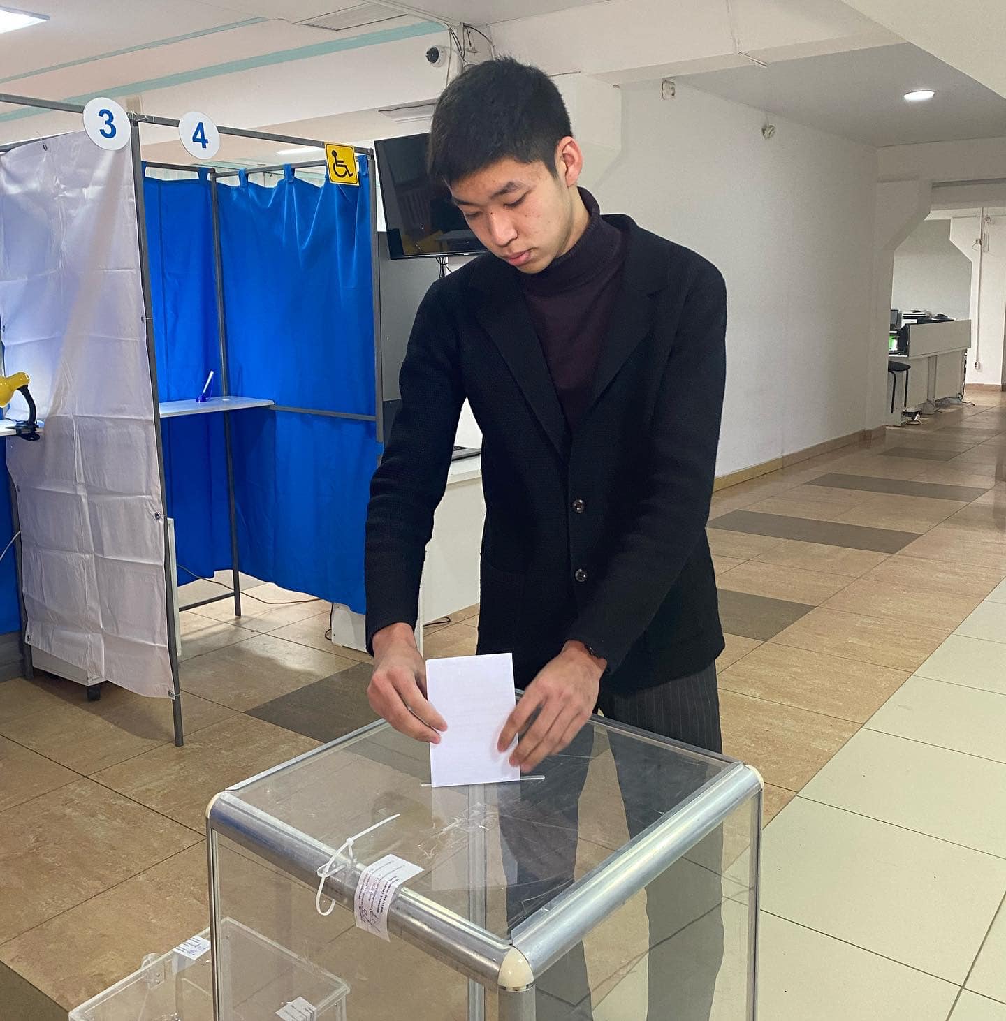 In the West Kazakhstan region, 18-year-old Uralians took part in the presidential elections for the first time
