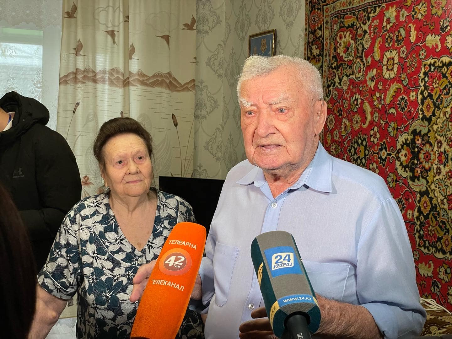 98-летний ветеран проголосовал на внеочередных Президентских выборах