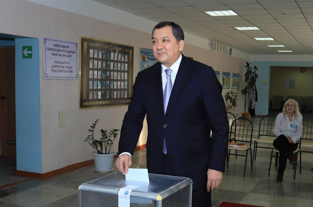 Нурлан Ногаев проголосовал на выборах Президента РК