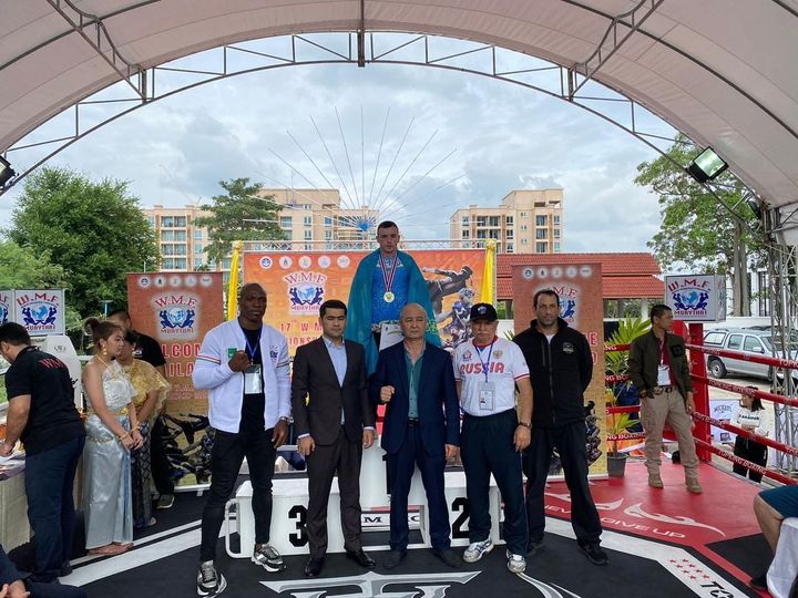 Әйелдерге арналған бодибилдинг шоуы