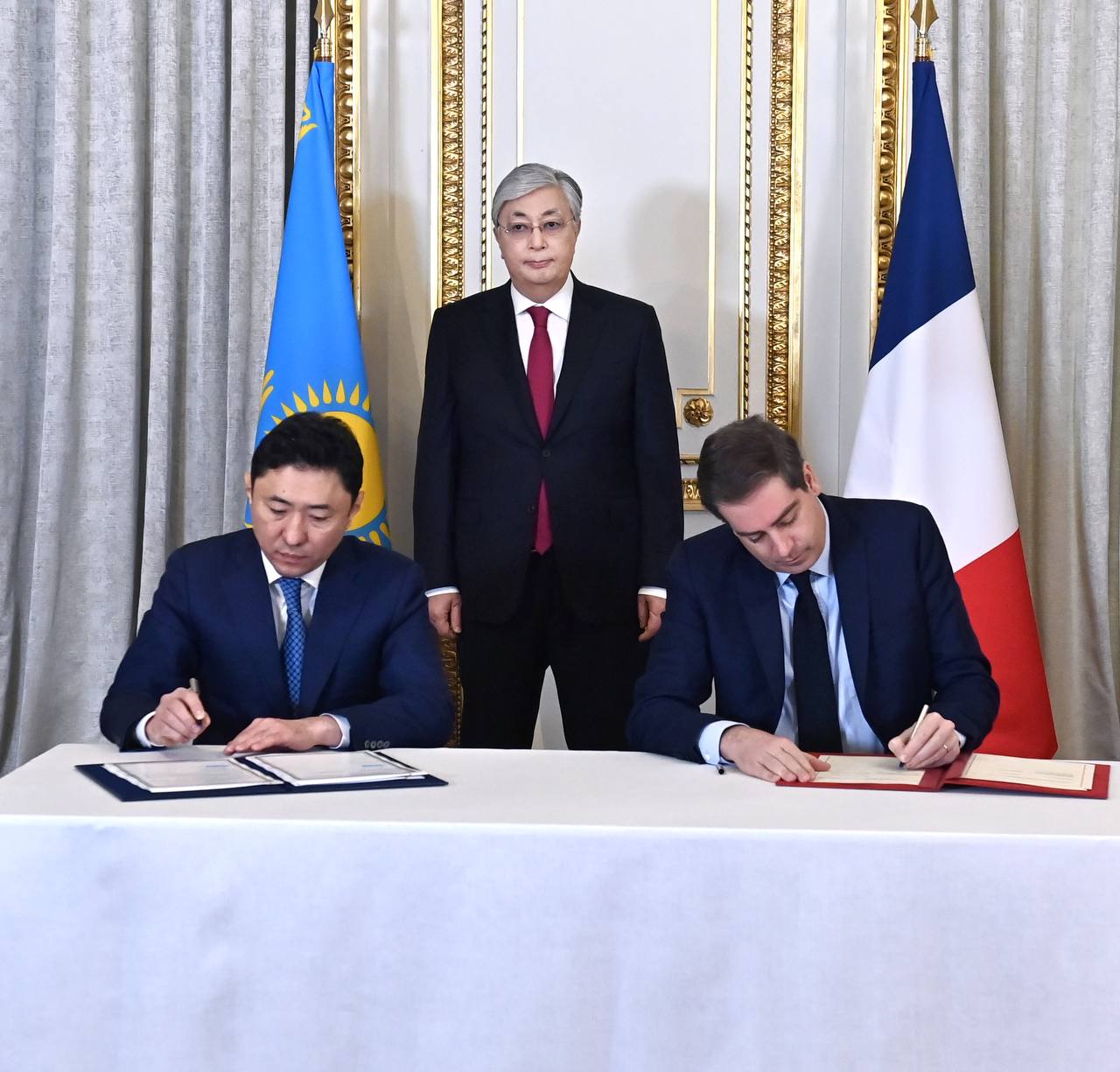 The Government of the Republic of Kazakhstan signed a Specific Agreement with the Government of the French Republic on the implementation of cooperation in the field of combating global warming