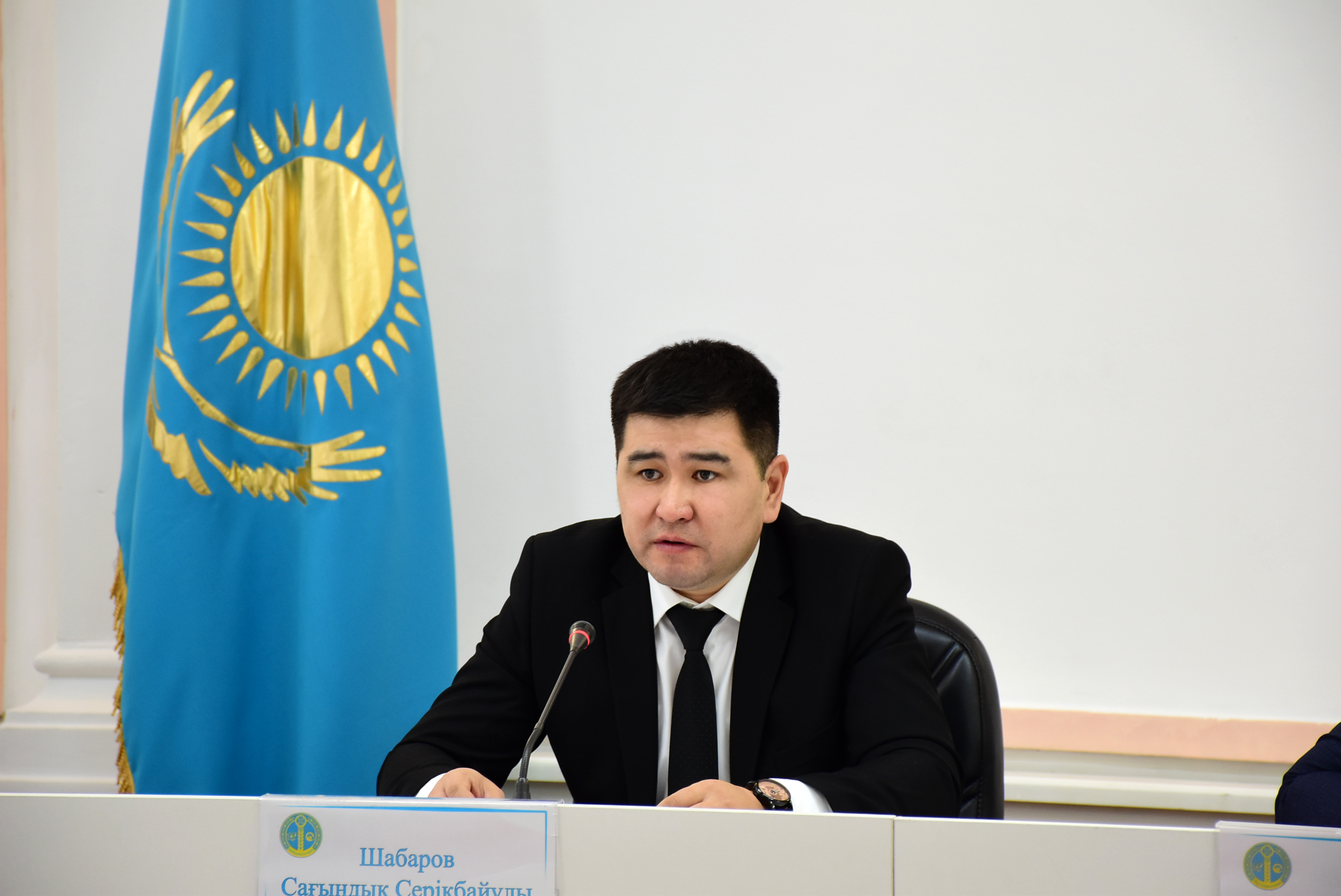 В акимате района состоялось аппаратное совещание