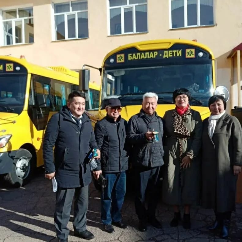 Новые автобусы для перевозки детей