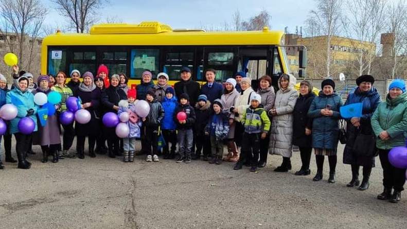 Ещё 14 новых автобусов будут возить школьников из отдалённых районов Карагандинской области