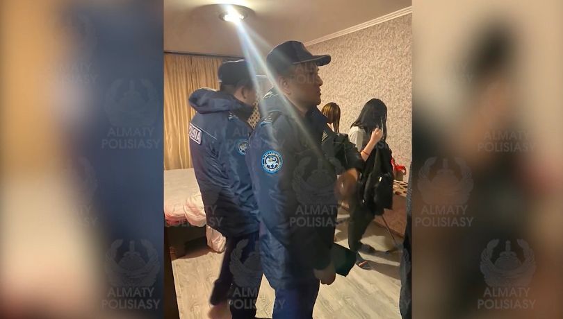 Секс стриптиз