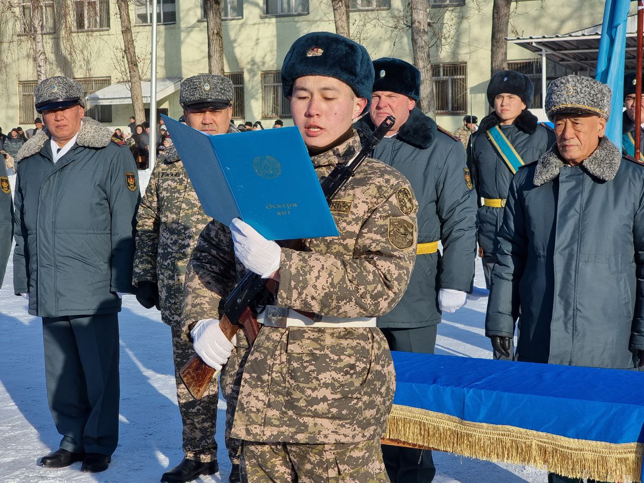 Очередные новобранцы Вооруженных сил приведены к военной присяге