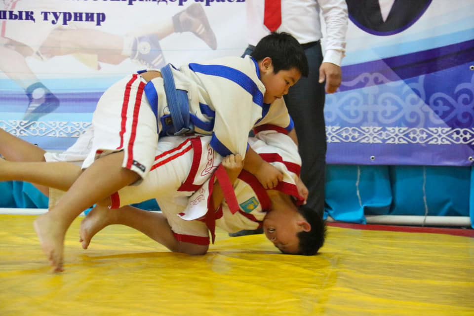 AN OPEN TOURNAMENT ON KAZAKH KURES WAS HELD IN ZHOSALI