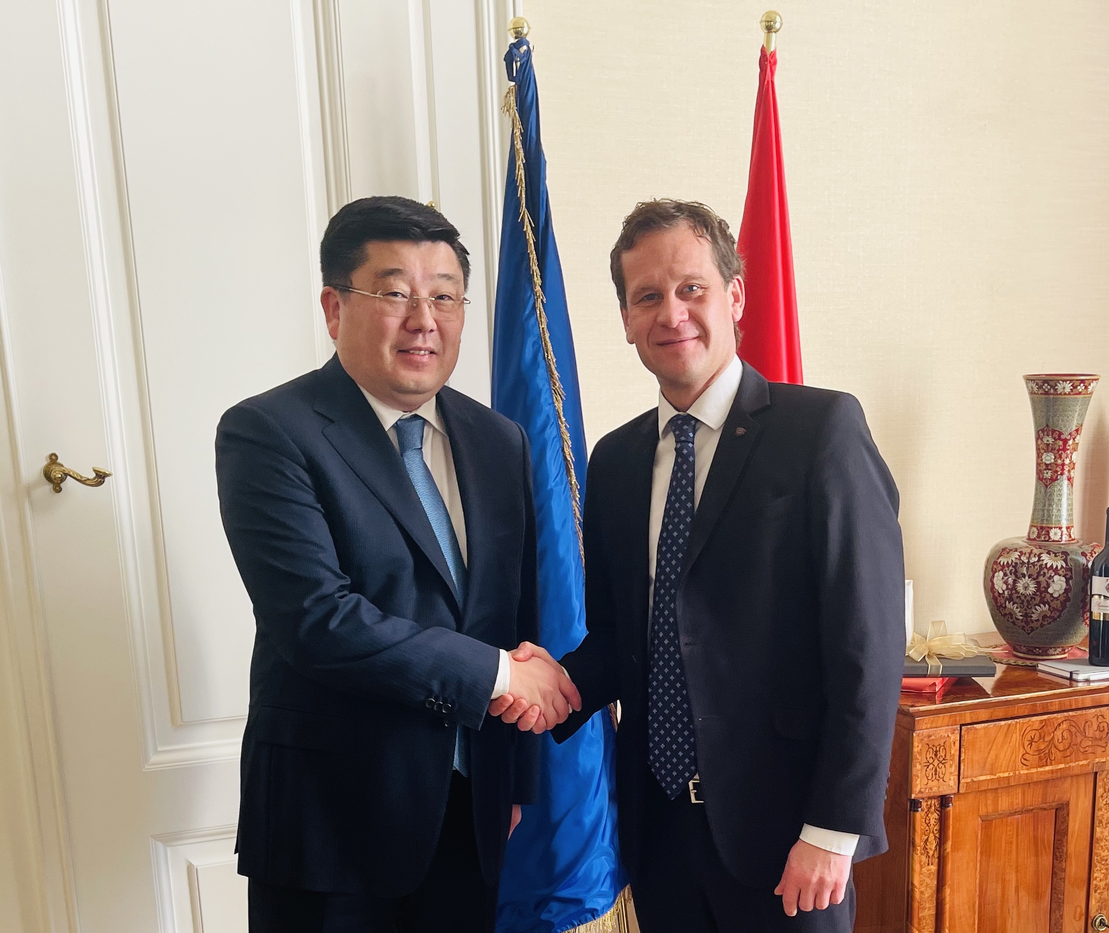 Political reforms in Kazakhstan were discussed at the Office of the President of Hungary