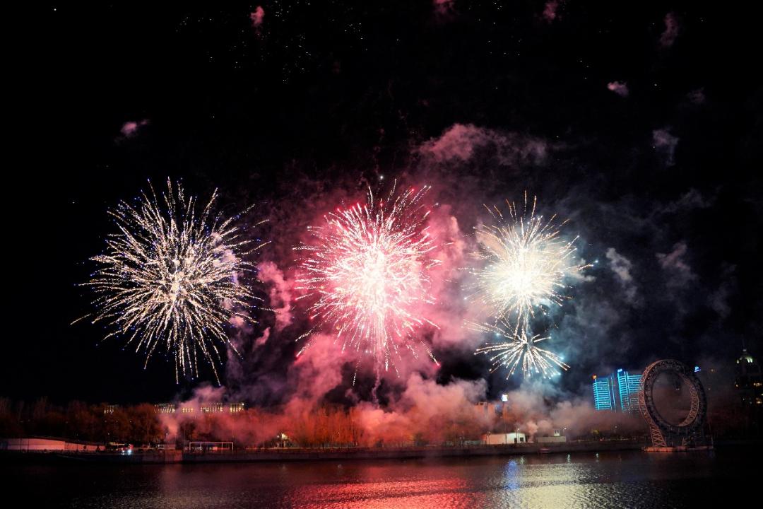 Салют, концерты, премьеры: как в столице отметят Новый год