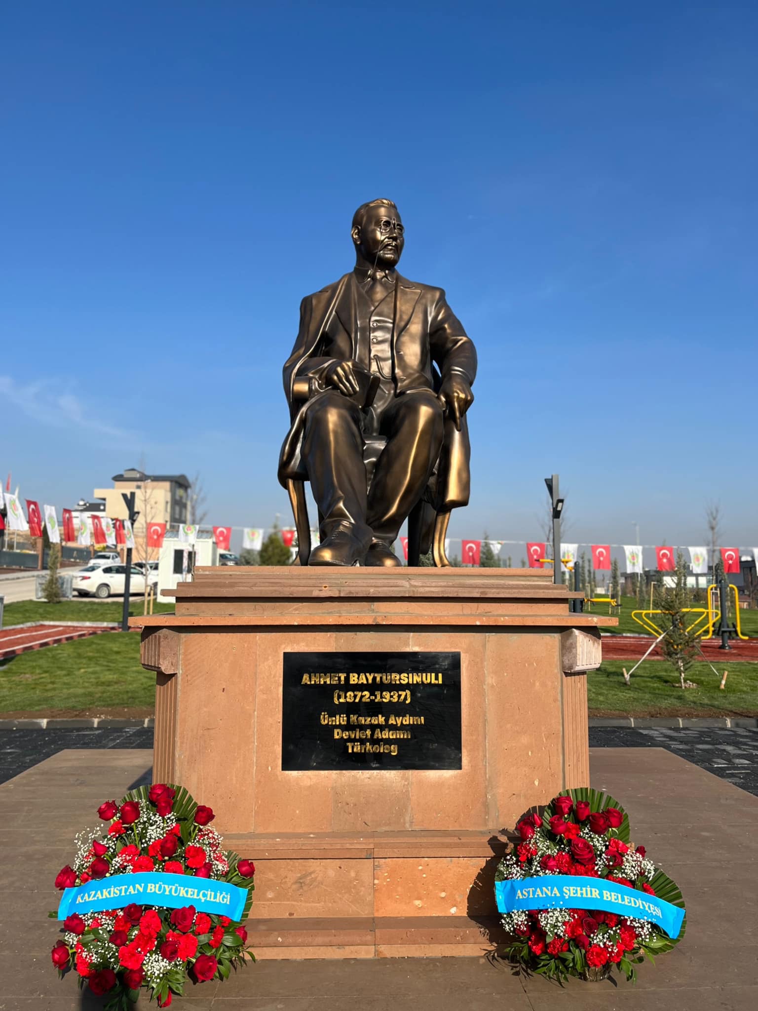 В Анкаре состоялось открытие памятника и парка Ахмета Байтурсынова