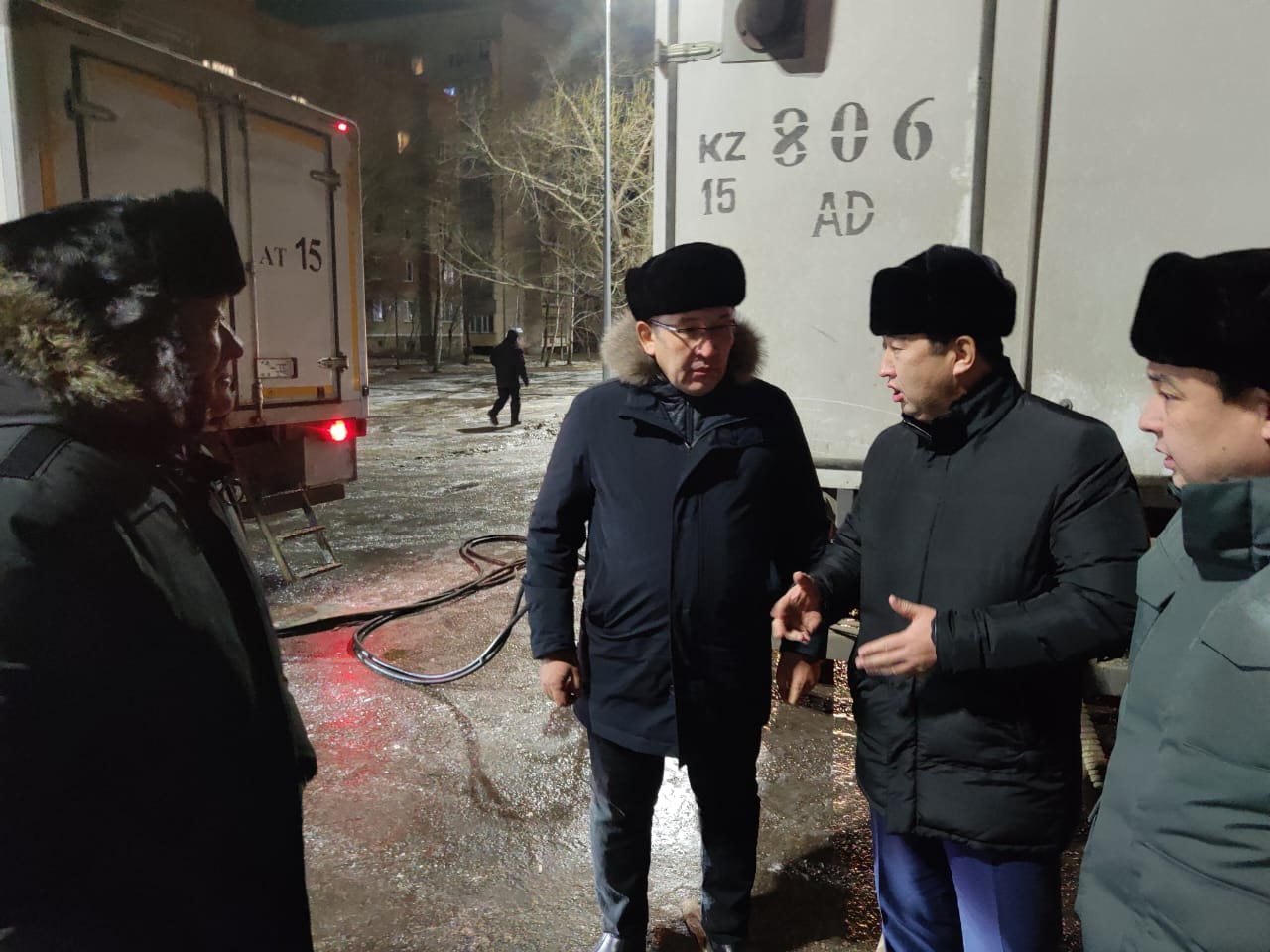 Аким СКО Айдарбек Сапаров лично контролировал ремонт водопровода
