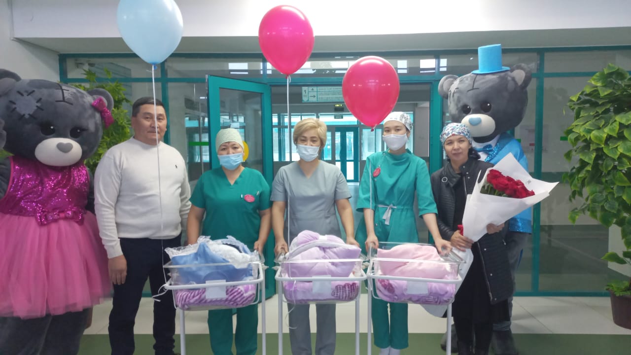 Үйдегі кемпірлердің порно суреттері