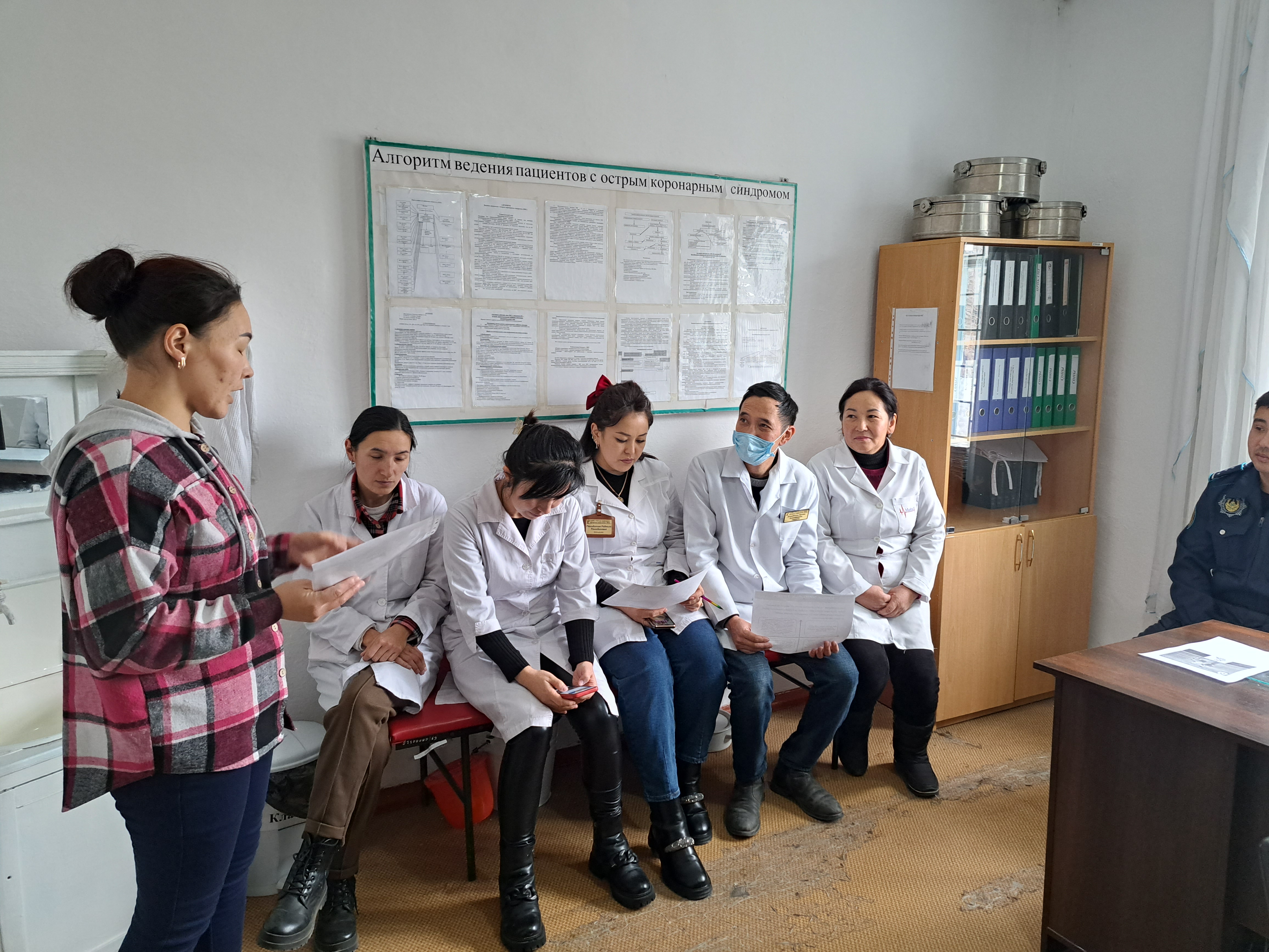 Пройдет собрание акима сельского округа Насыров М. акция под названием "16 дней ненасилия против женщин»