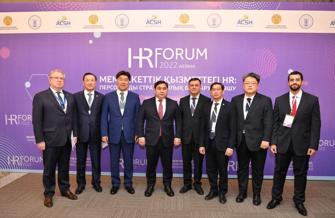 казахские депутаты. Undp kazakhstan. чиновники казахстана. государственная служба в казахстане. депутат казахстана.