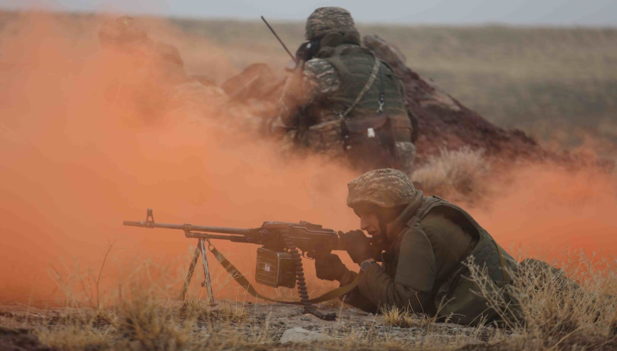 Подготовка взводов проходит в казахстанской армии