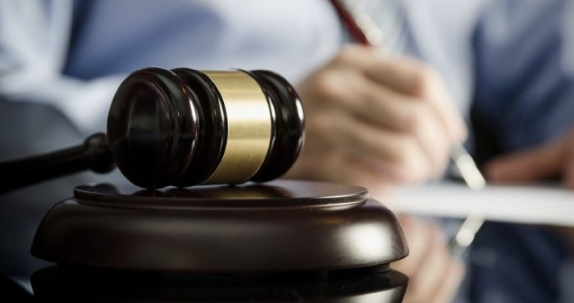 «Қазақстан Республикасының кейбір конституциялық заңдарына өзгерістер мен толықтырулар енгізу туралы» Конституциялық заң және «Қазақстан Республикасының кейбір заңнамалық актілеріне өзгерістер мен толықтырулар енгізу туралы» Заңдары күшіне енді.