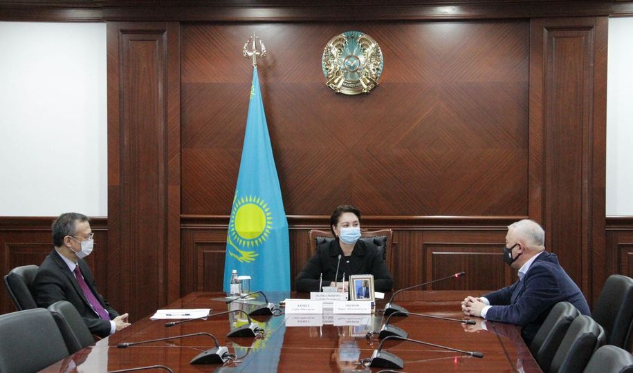 Мұрат Әбенов: Мемлекет мүддесіне қызмет ететін азаматтардың интеллектуалдық потенциалын тиімді қолдану керек