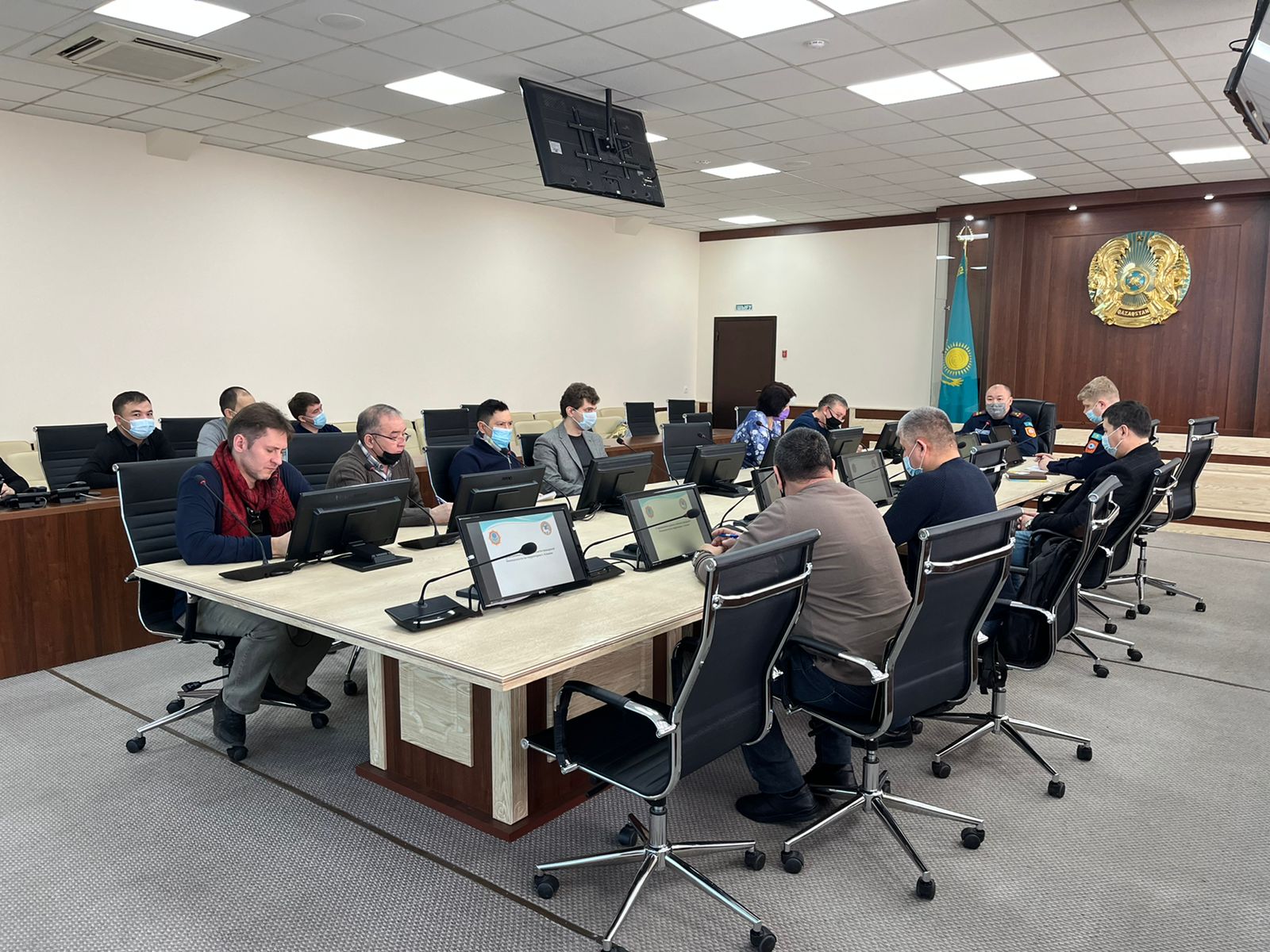 Бизнес диалог с предпринимателями проведен в ДЧС города Алматы