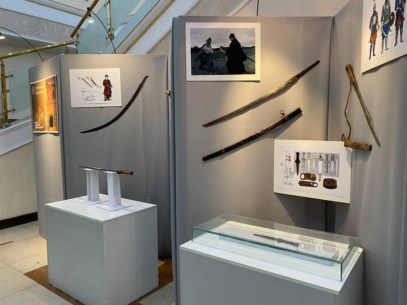 Екі қыздың пизда кончалары қатыгез еркектен қожайынның клиторын видео Краснодардағы алаяқ әйелдердің порно видеосы