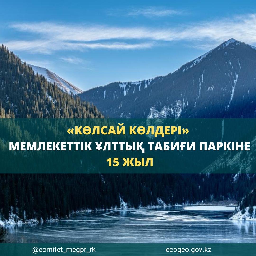 Үлкен шырынды киска Жағажайда жыныстық қатынасқа барыңыз