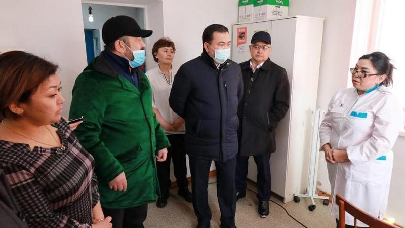 Жители в селе Бухар-Жырауского района просят восстановить спортзал и построить новый медпункт