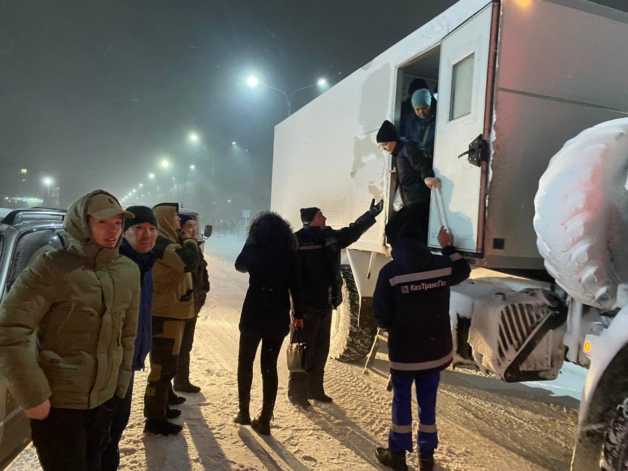 ТЖМ жедел штабы: бір тәулік ішінде  814 адам, оның ішінде 101 бала және 3 жүкті әйел құтқарылды және эвакуацияланды